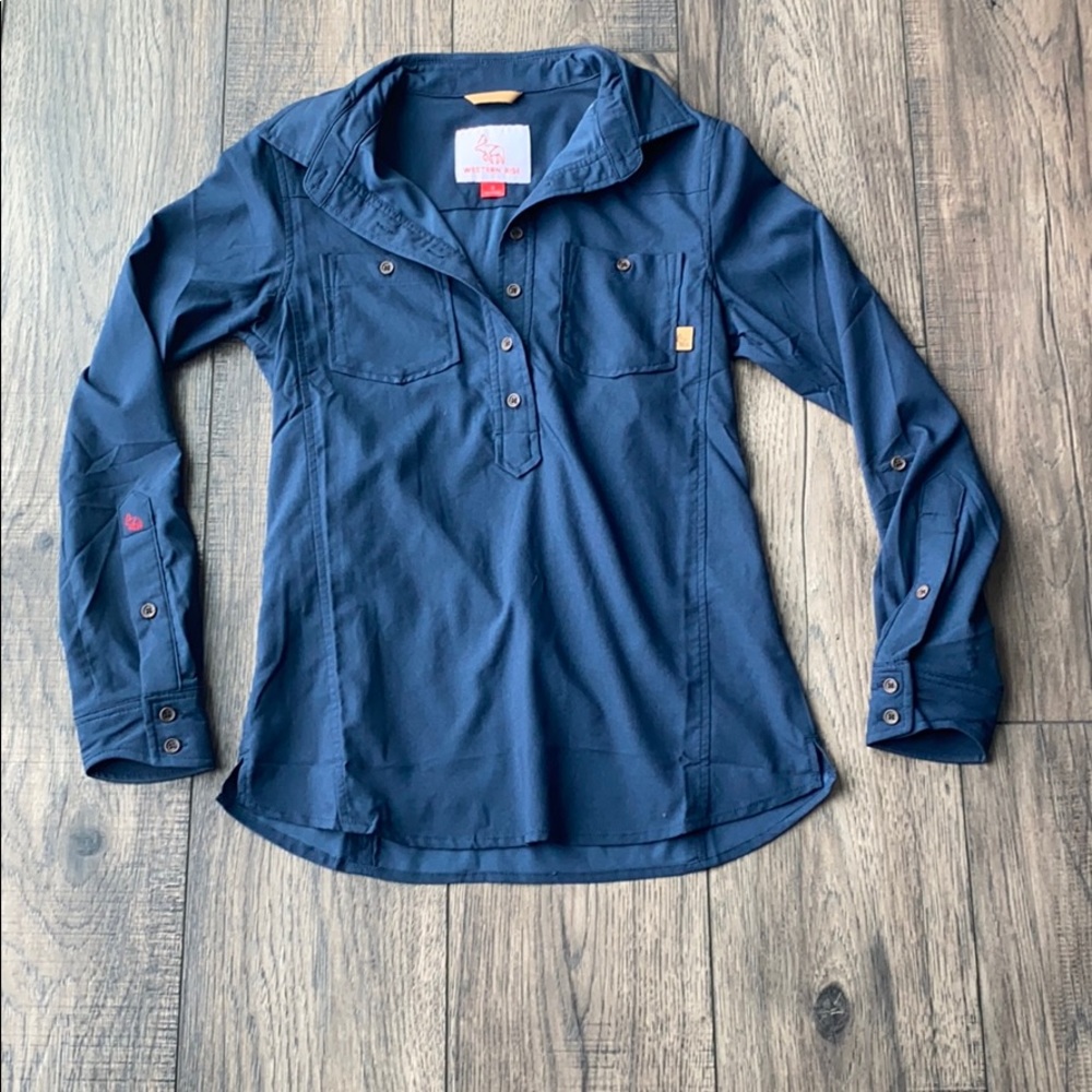 Long sleeve shirt